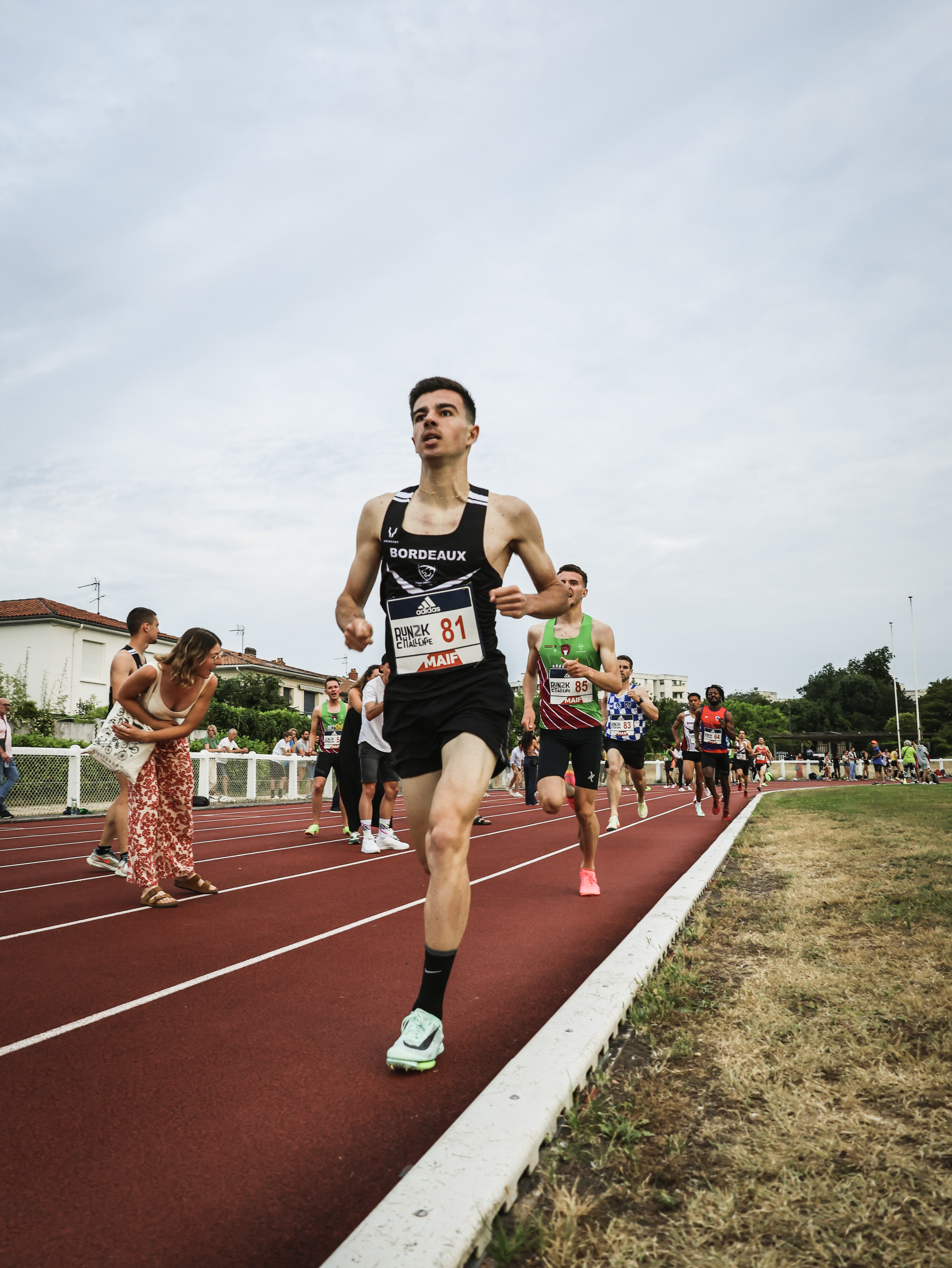 athlètes au meeting du Stade Bordelais Athlétisme