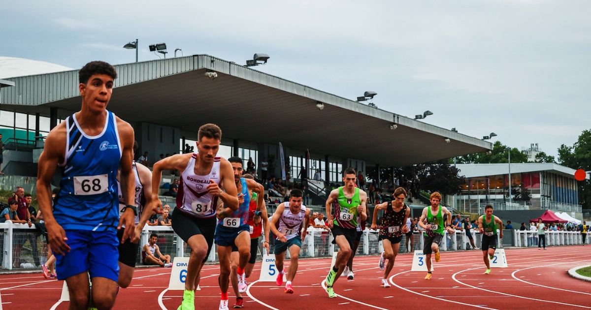 Départ 800m au meeting Régional du Stade Bordelais Athlétisme