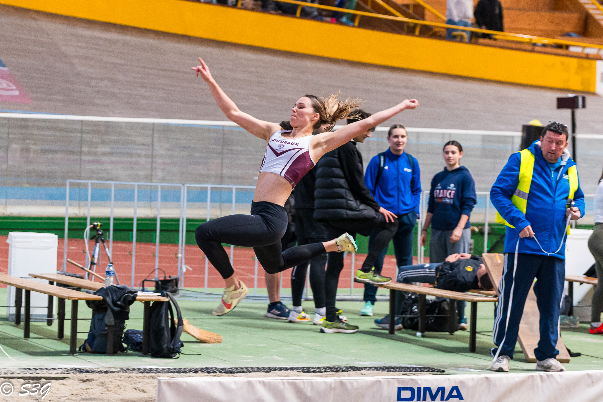 sauteuse en longueur du Stade Bordelais Athlétisme aux championnats de Gironde
