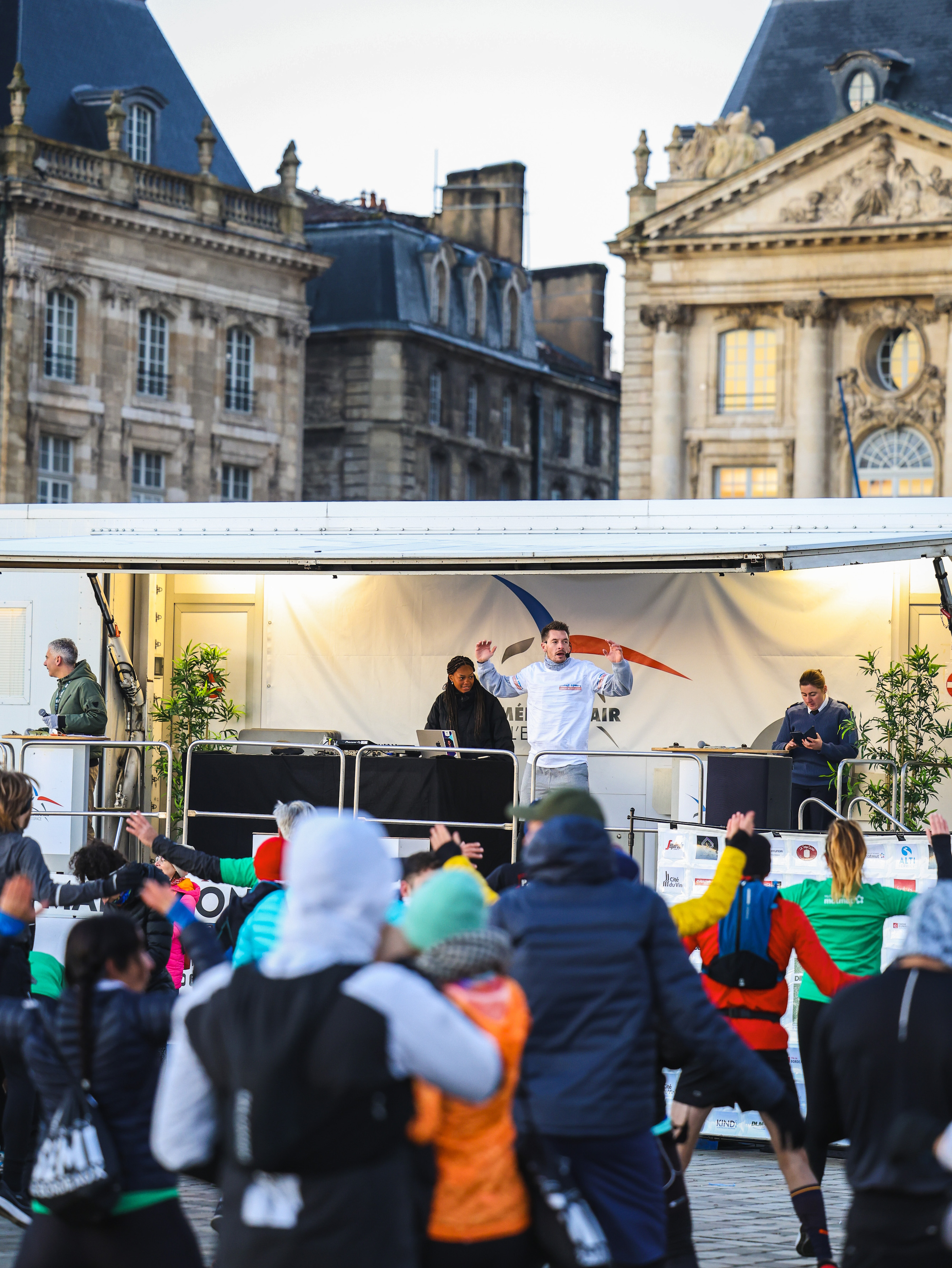 Échauffement du semi-marathon de Bordeaux