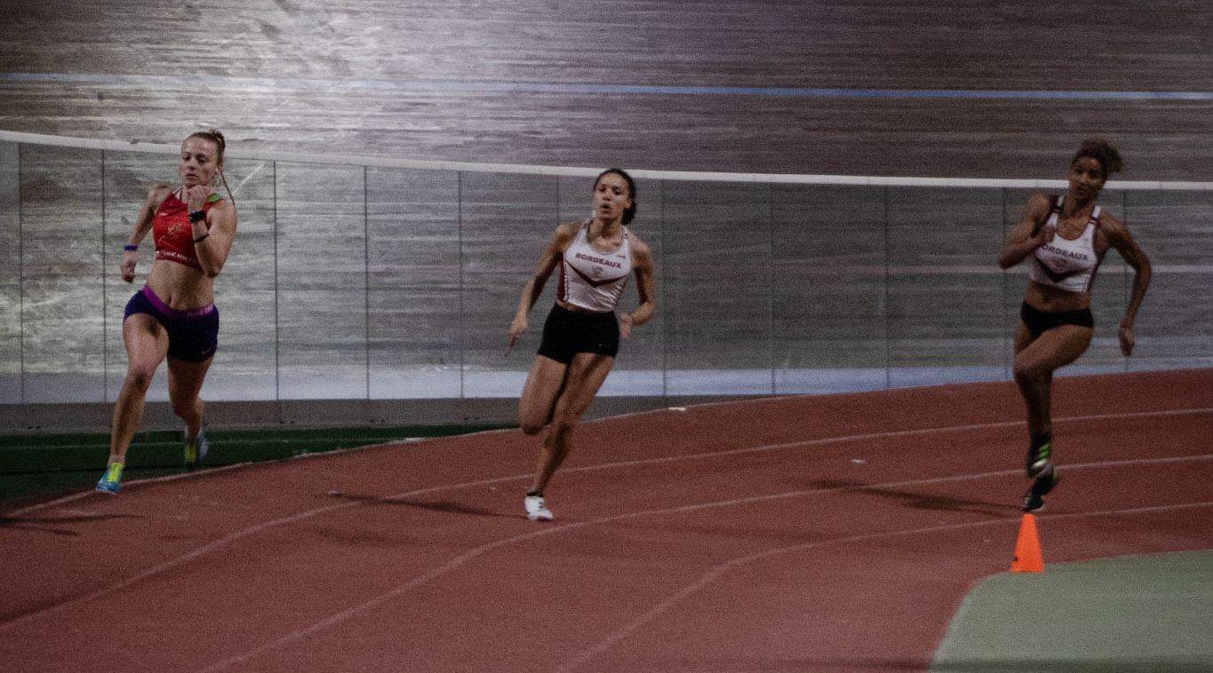 Athlètes au meeting indoor du Stade Bordelais Athlétisme