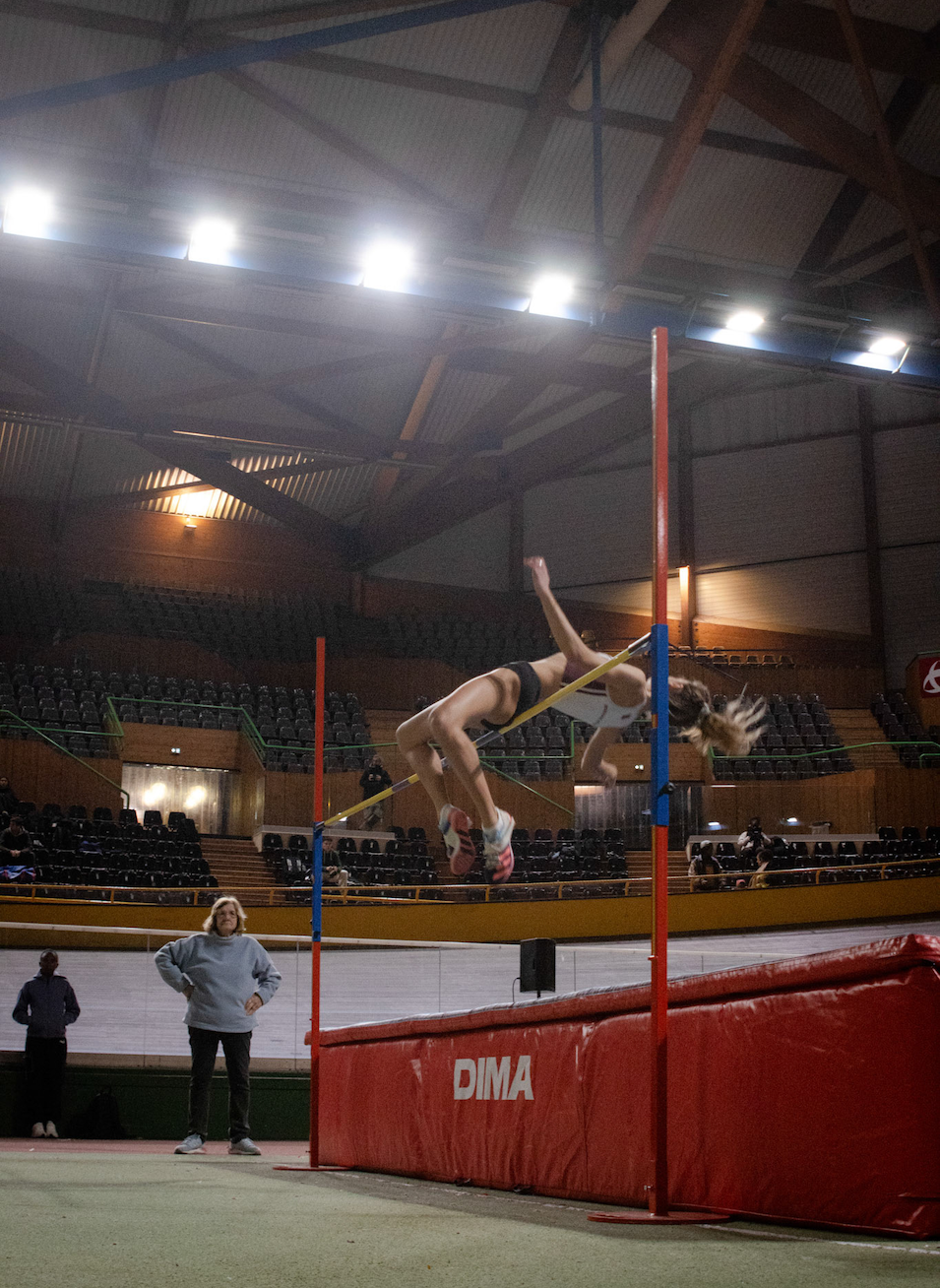 Laurine MASSET athlète du Stade Bordelais Athlétisme au meeting indoor du club