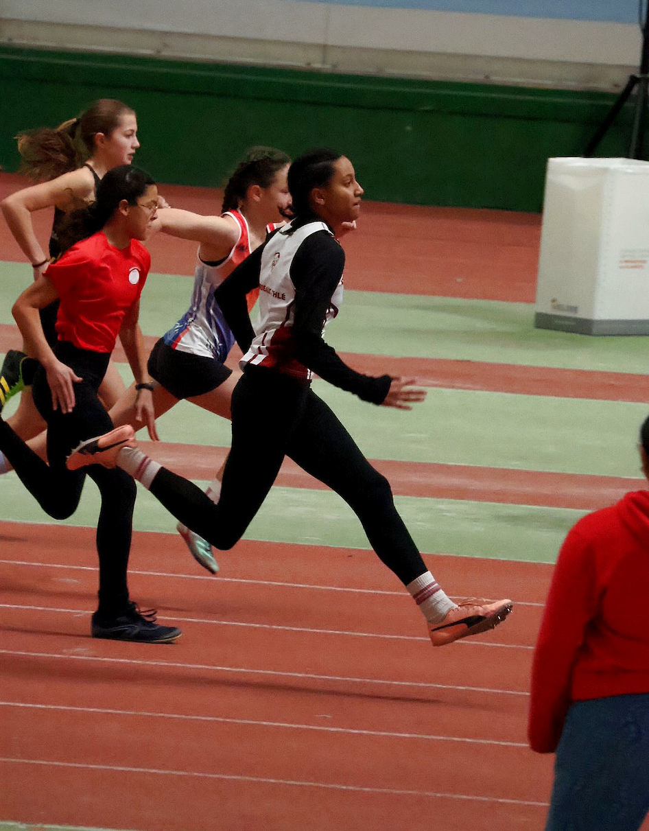 Athlète du Stade Bordelais Athlétisme aux Championnats de Gironde U16