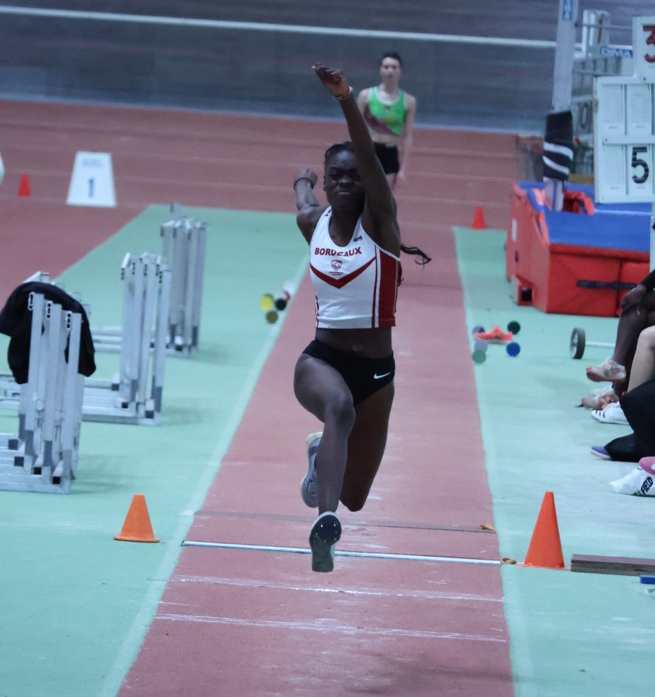Athlète du Stade Bordelais Athlétisme aux Championnats Régionaux en salle