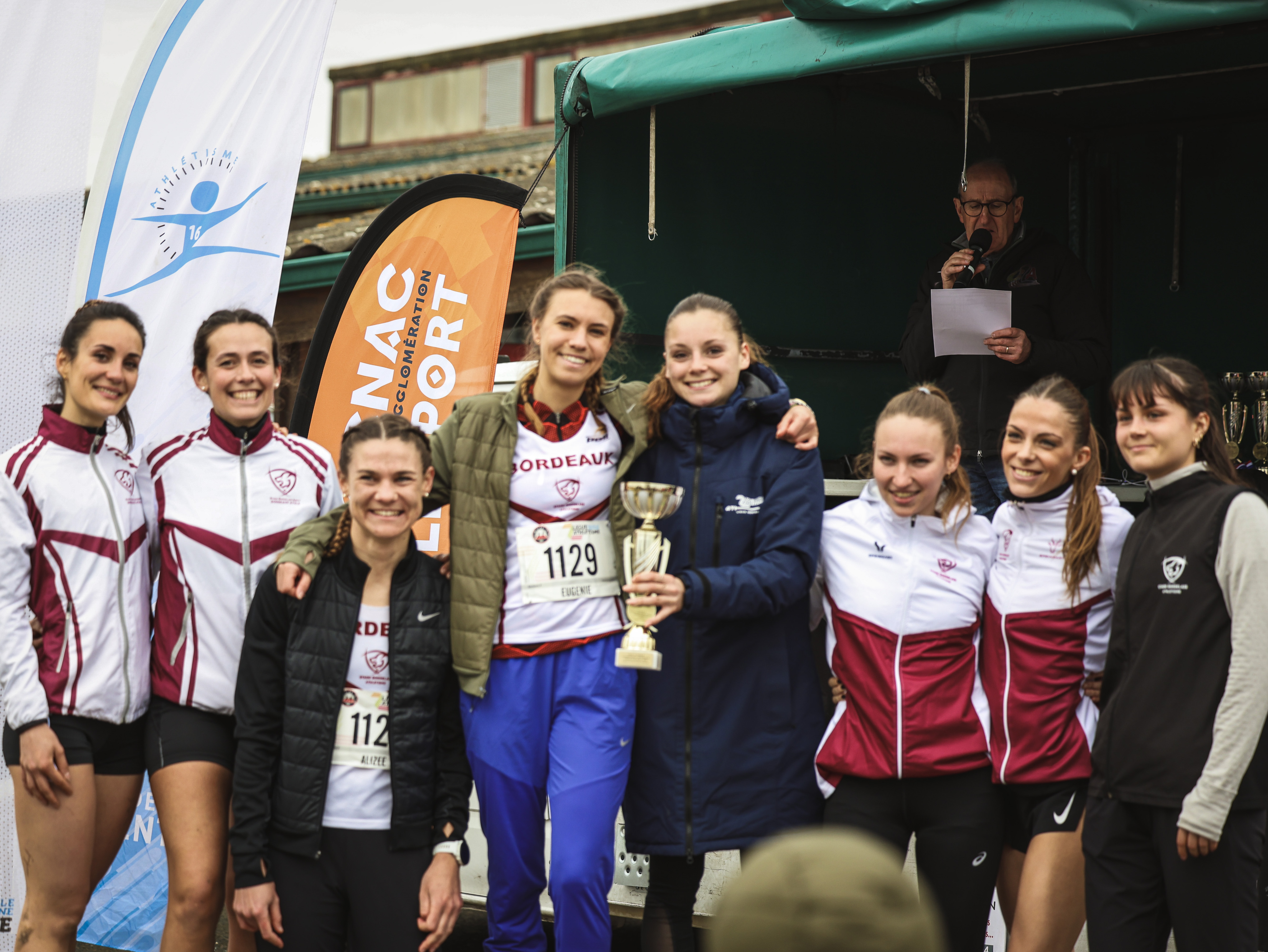 Équipe féminine cross court du Stade Bordelais Athlétisme