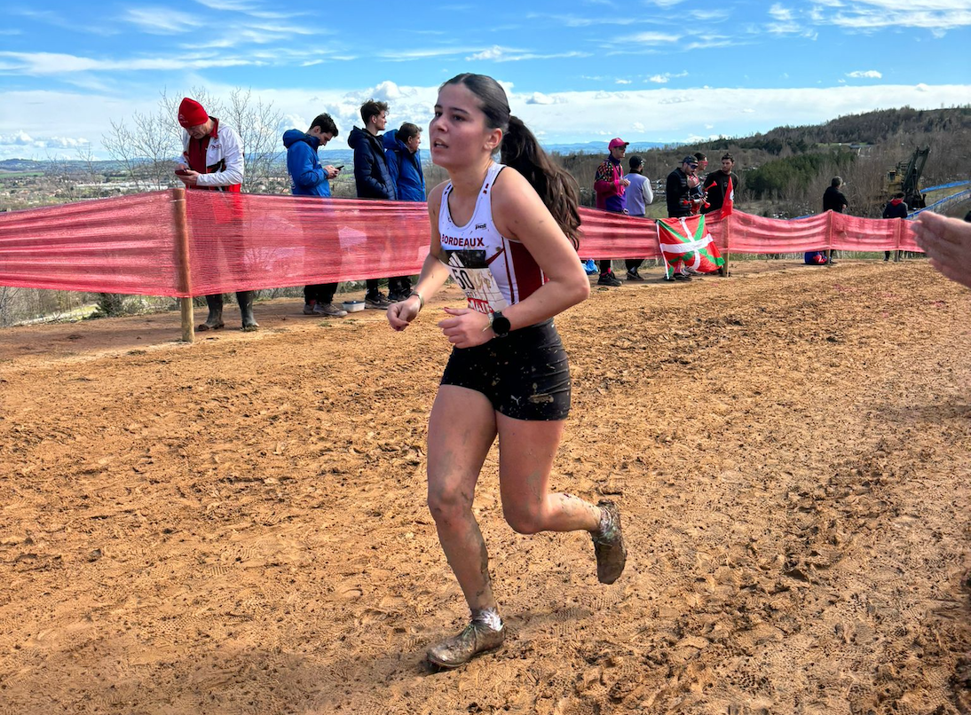 U20 féminine du Stade Bordelais Athlétisme aux championnats de France de cross
