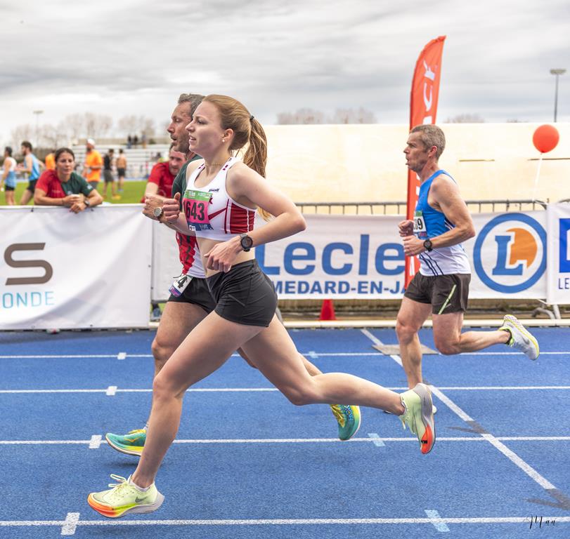 athlète du Stade Bordelais Athlétisme au 10km de Saint Médard En Jalles