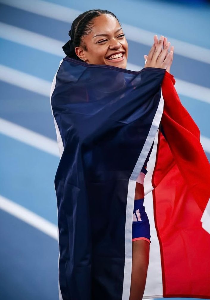 Marie-Julie Bonnin championne du monde de saut à la perche